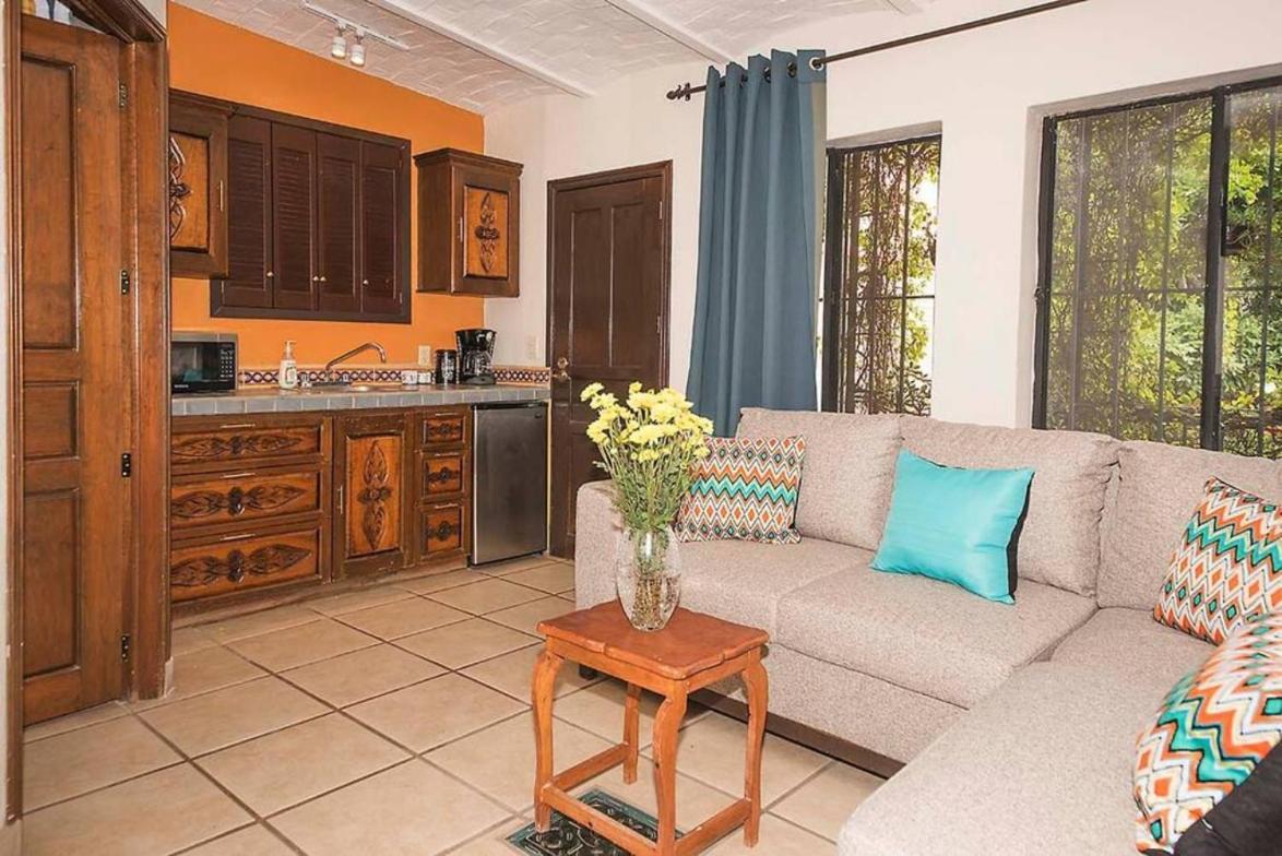 Enjoy Ac In The Penthouse At Inn Ajijic Luaran gambar